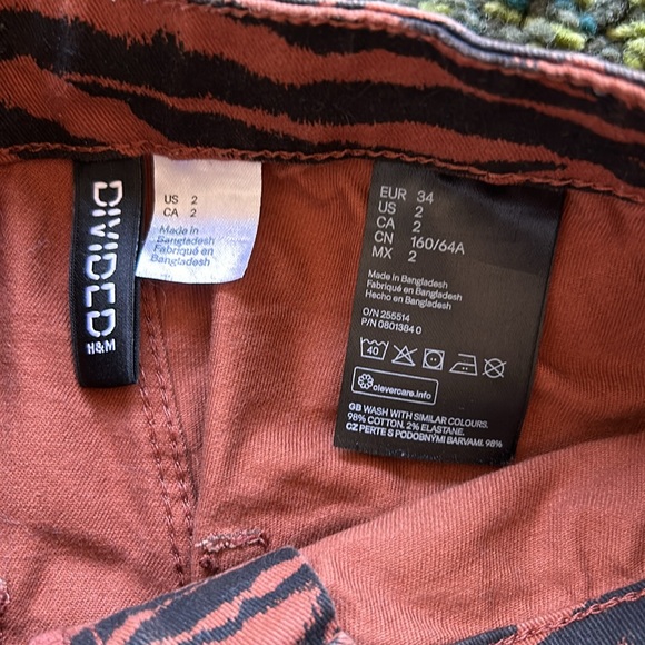 Divided by H&M Tiger Print Skinny Jeans - Picture 3 of 4